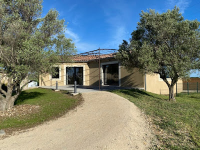 Clinique Implantaire des Vignes à Sainte-Cécile-les-Vignes