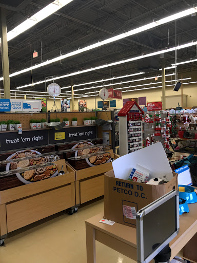 Pet Supply Store «Petco Animal Supplies», reviews and photos, 2955 Cobb Pkwy SE #410, Atlanta, GA 30339, USA