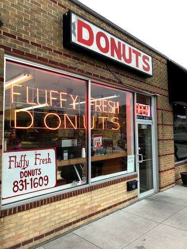 Donut Shop «Fluffy Fresh Donuts», reviews and photos, 5729 Johnson Dr, Shawnee Mission, KS 66202, USA