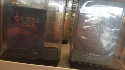 Clothing Store «Ross Dress for Less», reviews and photos, 13510 Whittier Blvd, Whittier, CA 90605, USA