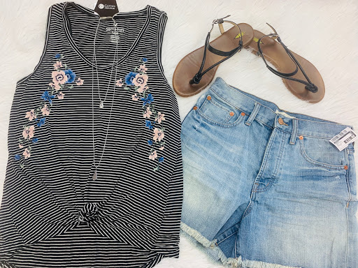 Used Clothing Store «Clothes Mentor», reviews and photos, 2701 N Mall Dr, Virginia Beach, VA 23452, USA