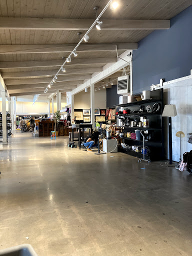 Thrift Store «Goodwill - Santa Monica», reviews and photos