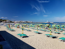 Chiaia Beach'in fotoğrafı çok temiz temizlik seviyesi ile