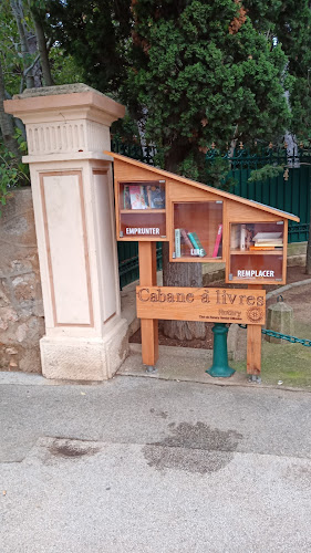 Cabane à livres ''Pierreplane'' - Boîte à Livres à Bandol