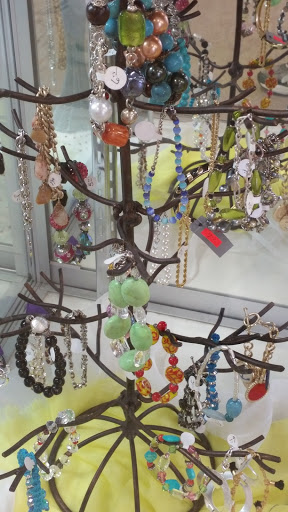 Thrift Store «The Salvation Army Family Store & Donation Center», reviews and photos