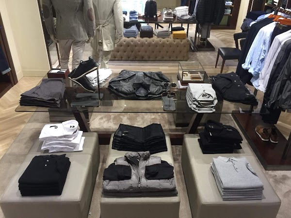 Massimo Dutti