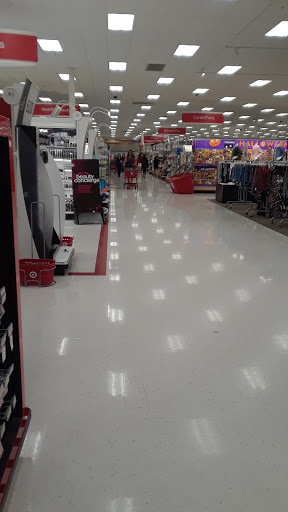 Department Store «Target», reviews and photos, 600 Hatton Dr, Glen Mills, PA 19342, USA
