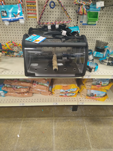 Pet Supply Store «PetSmart», reviews and photos, 2216 E Springs Dr, Madison, WI 53704, USA