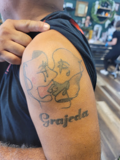 Explore sunflower and roses tattoo ideas, creative tattoo ideas in Biloxi, available at Artisan Ink Studio