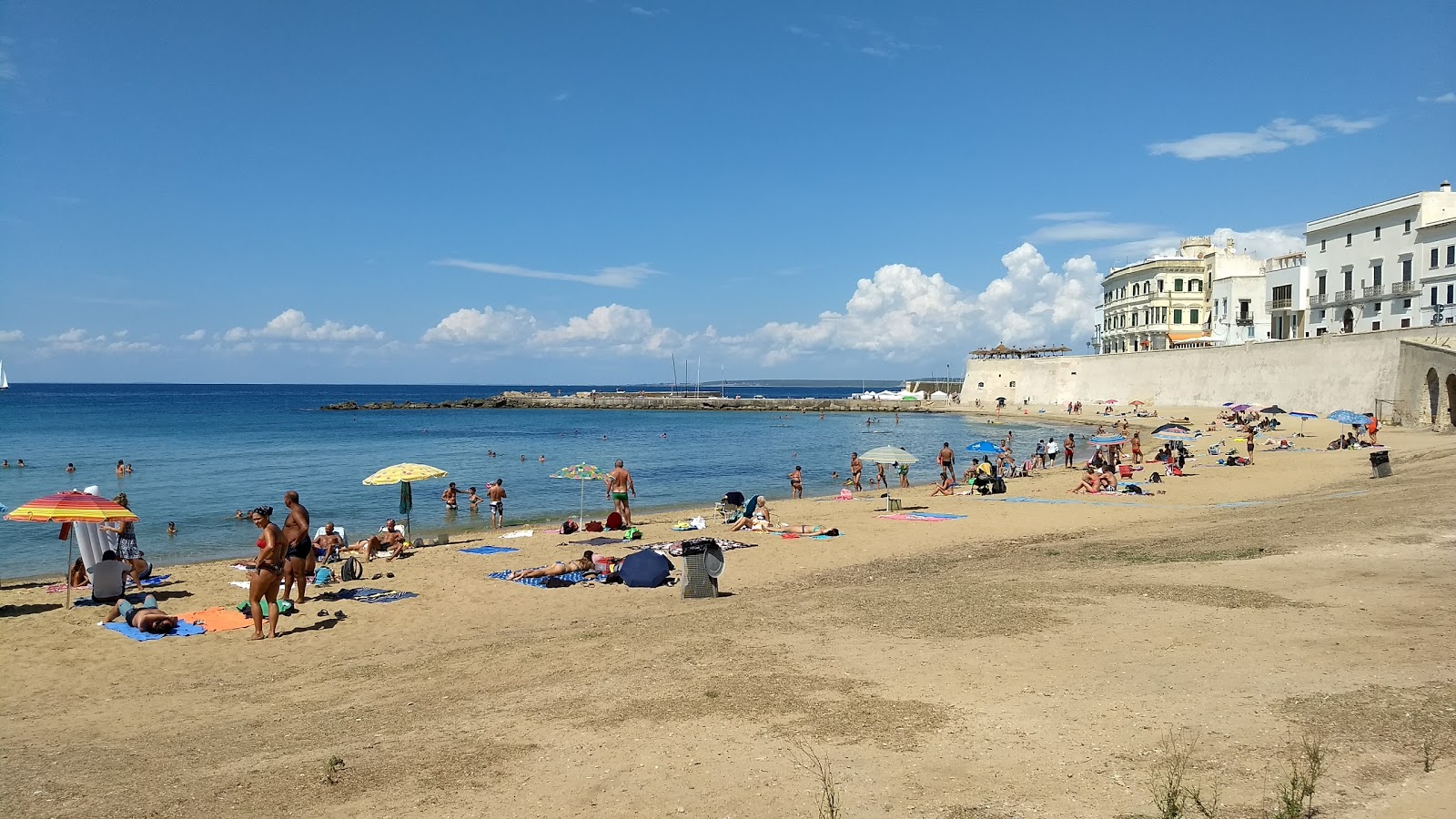 Fotografie cu Spiaggia della Purita cu nivelul de curățenie scăzut