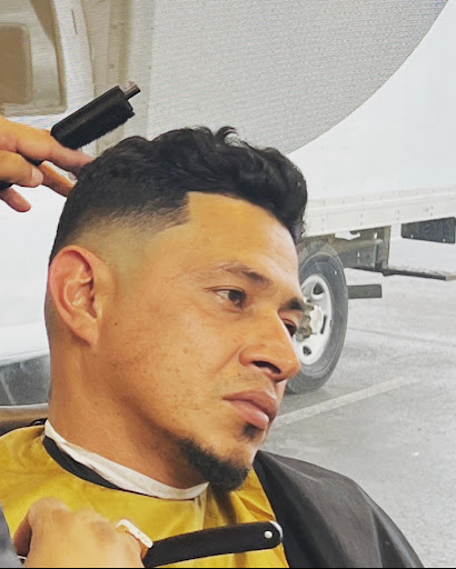 Barber Shop «5 Star Barbershop», reviews and photos, 2014 Tytus Ave, Middletown, OH 45042, USA