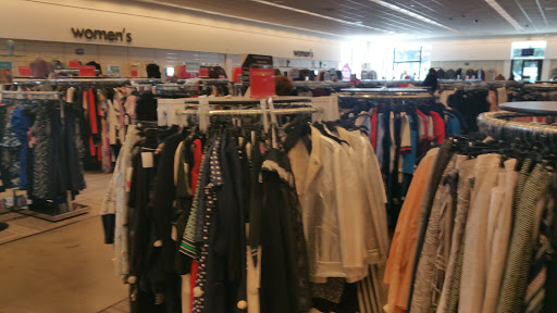 Department Store «Nordstrom Rack Downtown San Francisco», reviews and photos, 555 9th St, San Francisco, CA 94103, USA