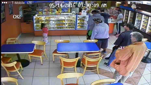 Donut Shop «Ala Mode Donut Shop», reviews and photos, 2801 Pinole Valley Rd # A, Pinole, CA 94564, USA