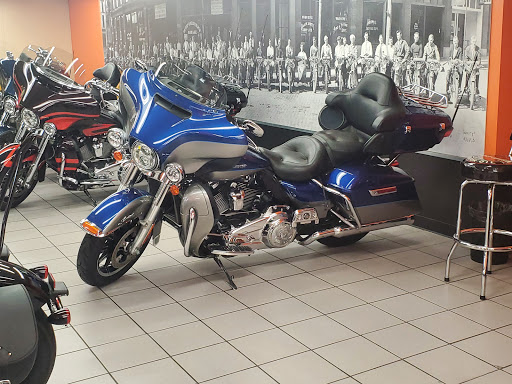 Harley-Davidson Dealer «Mancuso Harley-Davidson Central», reviews and photos, 535 N Loop W Fwy, Houston, TX 77018, USA