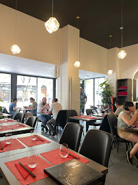 Atmosphère du Restaurant chinois Restaurant Lion et Poisson à Grenoble - n°1
