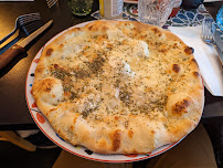 Pizza du Restaurant italien LovaLova à Suresnes - n°4