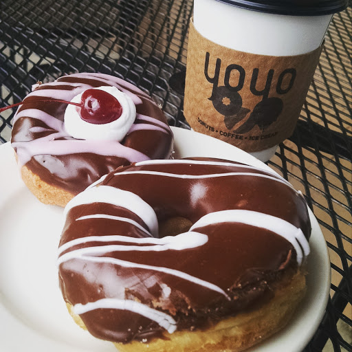 Donut Shop «YoYo Donuts * Coffee * Ice Cream», reviews and photos, 5757 Sanibel Dr, Minnetonka, MN 55343, USA