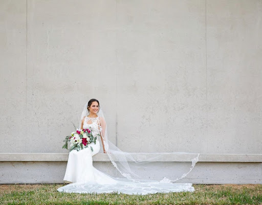 Bridal Shop «Bliss Bridal Salon», reviews and photos, 6501 E Lancaster Ave, Fort Worth, TX 76112, USA