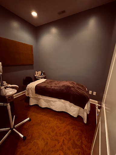 Beauty Salon «Bridgewaters Salon & Spa», reviews and photos, 6661 Hickory Fork Rd, Hayes, VA 23072, USA