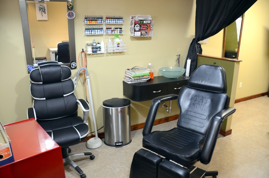 Black Tides Tattoos And Fine Art