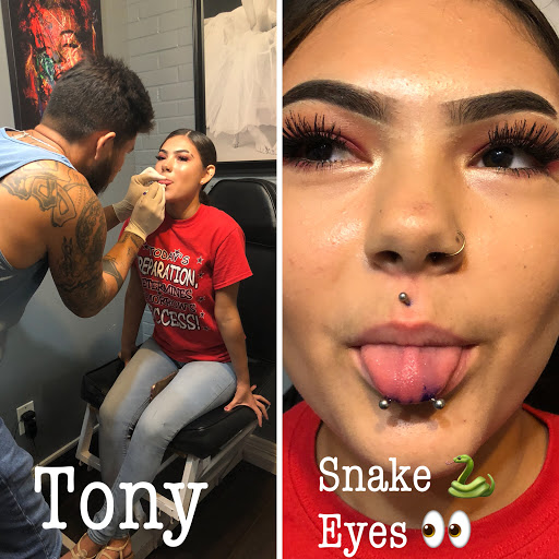 Tattoo Shop «Space City INK», reviews and photos, 1418 Gessner Rd # A, Houston, TX 77080, USA