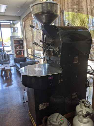 Coffee Shop «Grinders Coffee Co.», reviews and photos, 17 E Dunlap Ave #2, Phoenix, AZ 85020, USA