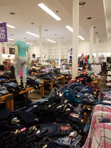 Department Store «JCPenney», reviews and photos, 6420 Pacific Blvd, Huntington Park, CA 90255, USA