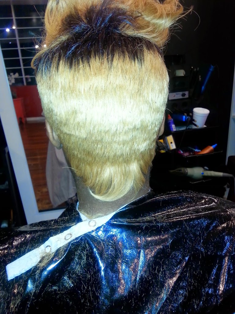 Claudines Hair Solutions 10566