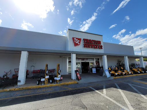 Home Improvement Store «Tractor Supply Co.», reviews and photos, 4267 13th St, St Cloud, FL 34769, USA