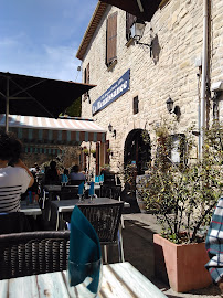 Atmosphère du Restaurant La Renaissance à Barjac - n°2
