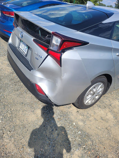 Auto Body Shop «C&G Specialty Auto Repair and Auto Body», reviews and photos, 3912 5th Rd N, Arlington, VA 22203, USA