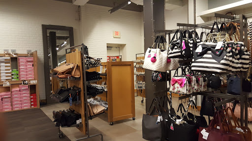 Shoe Store «DSW Designer Shoe Warehouse», reviews and photos, 8236 MN-7, St Louis Park, MN 55426, USA