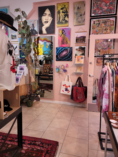 Jeweler «Pinky Jewelry», reviews and photos, 1015 NW 23rd Ave, Portland, OR 97210, USA