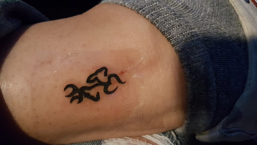 Tattoo Shop «Brown Pride Tattoos», reviews and photos, 6213 S Main St, Los Angeles, CA 90003, USA