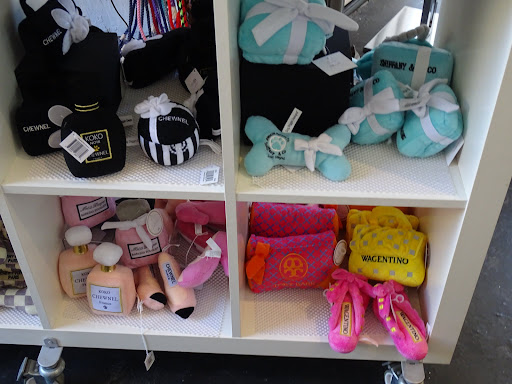 Pet Store «Naked Dog Bistro», reviews and photos, 424 Forest Ave, Laguna Beach, CA 92651, USA