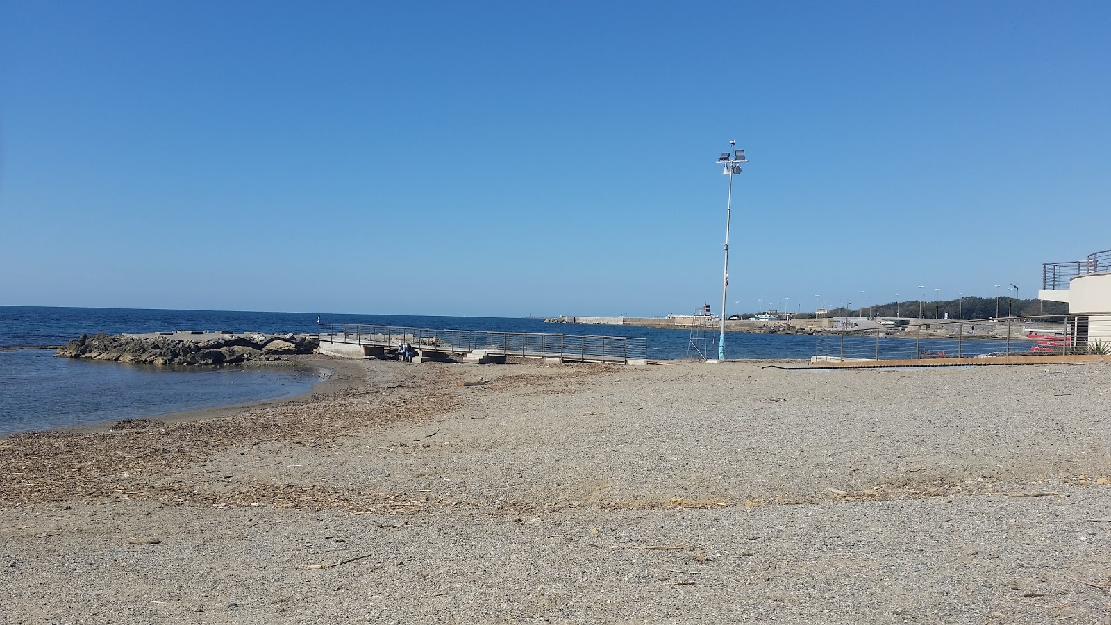 Φωτογραφία του Tre Ponti beach με επίπεδο καθαριότητας εν μέρει καθαρό