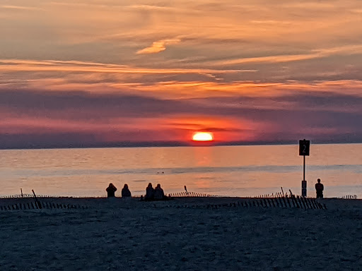 Caterer «Hog Wild BBQ, Restaurant and Catering», reviews and photos, 154 W Lakewood Blvd, Holland, MI 49424, USA