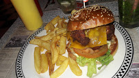 Hamburger du Restaurant américain Tommy's Diner Café à Sainte-Marie - n°17