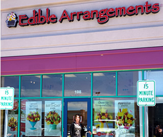 Edible Arrangements, 8300 Tamarack Village Suite 108, Woodbury, MN 55125, USA, 
