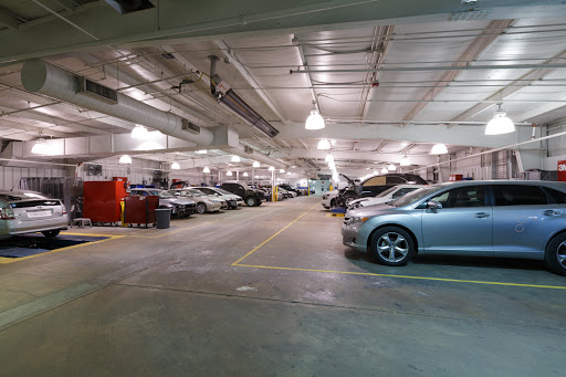 Auto Body Shop «Jeff Gordon Chevrolet - Collision Center», reviews and photos, 228 S College Rd b, Wilmington, NC 28403, USA