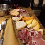 Photo n°1 de l'avis de carole.e fait le 02/12/2022 à 15:52 sur le  Prosciutteria Cantina dei Papi - Trevi à Rome