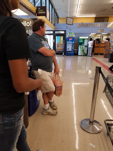 Grocery Store «Kroger», reviews and photos, 1525 Madison Ave, Covington, KY 41011, USA