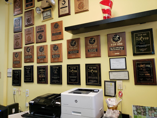 Florist «The Best Little Flower Shop In Roswell», reviews and photos, 10800 Alpharetta Hwy #228, Roswell, GA 30076, USA