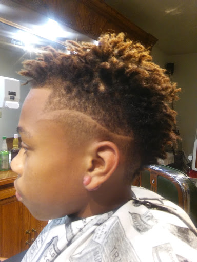 Barber Shop «International Profyle Barber shop», reviews and photos, 3101 W Main St, Kalamazoo, MI 49006, USA