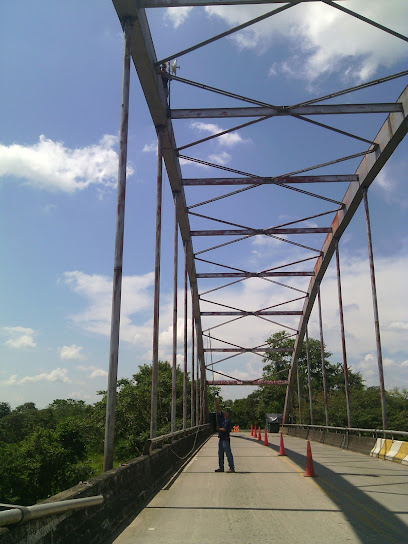 Puente Lipa
