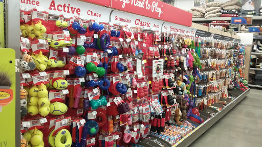 Pet Supply Store «PetSmart», reviews and photos, 1410 NE 23rd St, Pompano Beach, FL 33062, USA