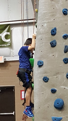 Rock Climbing Gym «Vertical Rock Indoor Climbing Center», reviews and photos, 10225 Nokesville Rd, Manassas, VA 20110, USA