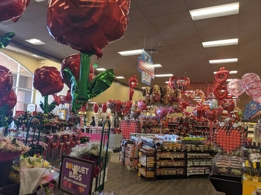 Grocery Store «Safeway», reviews and photos, 555 E Calaveras Blvd, Milpitas, CA 95035, USA