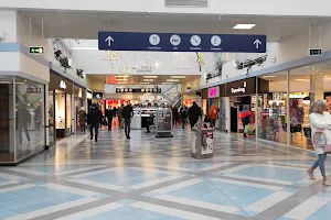 Surrey Quays Shopping Centre image