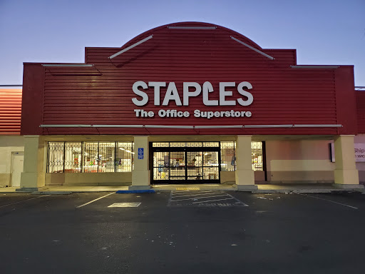 Office Supply Store «Staples», reviews and photos, 3146 Sports Arena Blvd, San Diego, CA 92110, USA